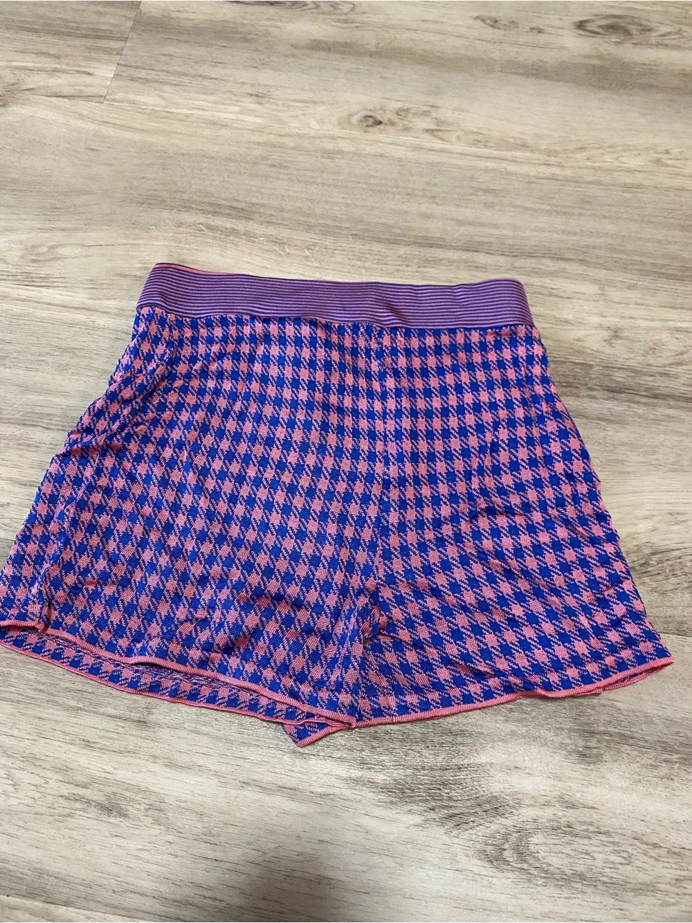 Zara Knitwear Pink & Blue Houndstooth Women’s Shorts- NWT